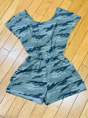 VENUS Green Camo Short Sleeve Romper